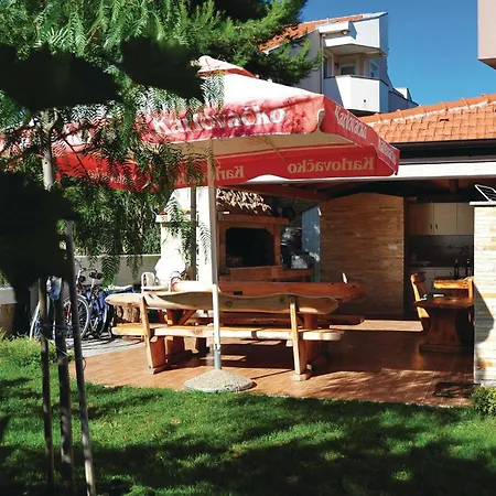 Apartment 1 Bedroom Awesome In Bibinje
