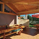 1 Bedroom Awesome In Appartement Bibinje