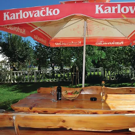 Appartamento Lovely In With Swimming Pool Bibinje