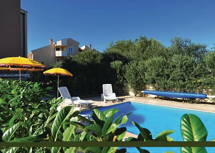 Appartement 1 Bedroom Awesome In Bibinje