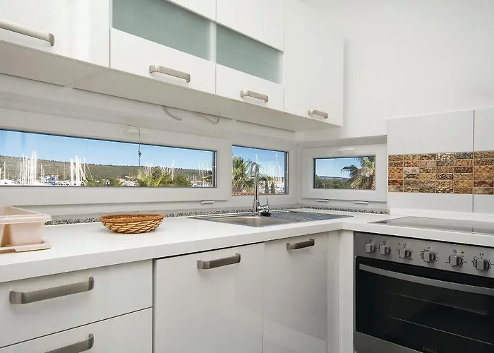1 Bedroom Awesome In Bibinje